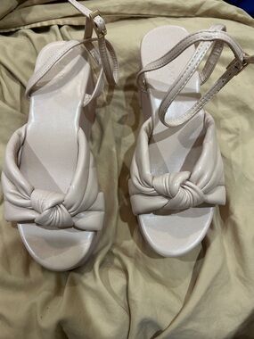 NWOT BAMBOO Cream Knotted Strap Wedge Sandals.  only worn inside to try on